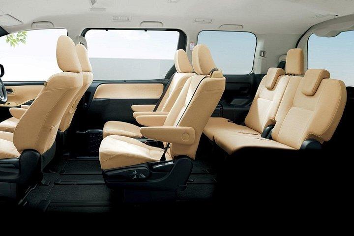 コロンボから他のエリアへのプライベートシティトランスファー（自家用車またはMPV）