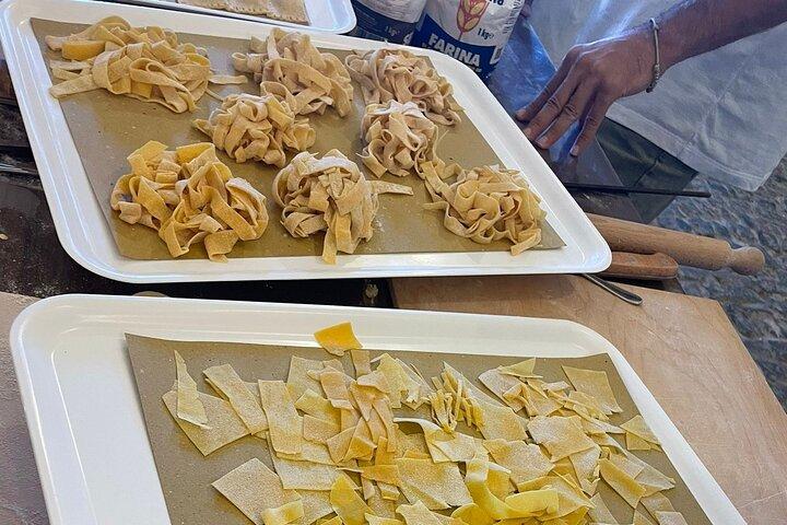 Massa Aperfeiçoada: Aventura Culinária e Vinho - Campo de Roma