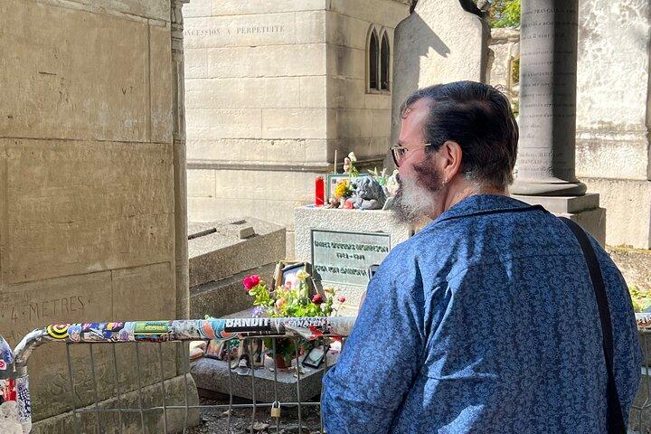 Paris: Haunted Père Lachaise Cemetery Guided Tour
