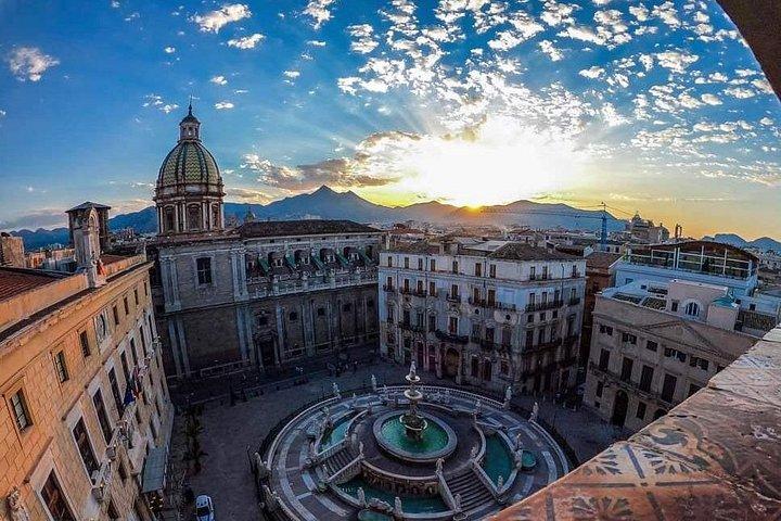 Palermo in 2 hours Main monuments and historic markets