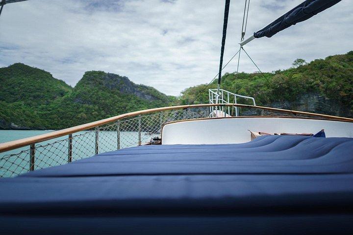 Full-Day Angthong Discovery Cruise from Koh Samui