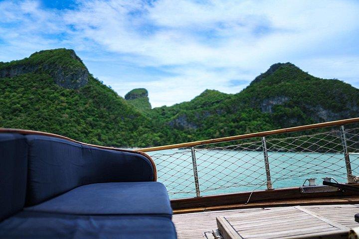 Full-Day Angthong Discovery Cruise from Koh Samui