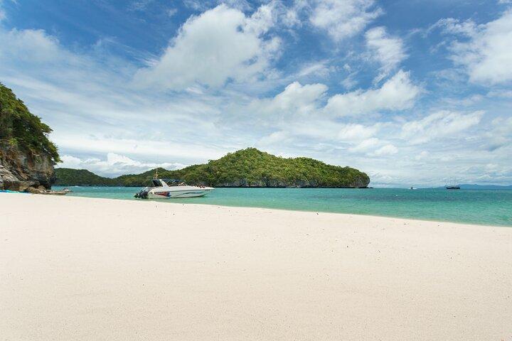 Full-Day Angthong Discovery Cruise from Koh Samui