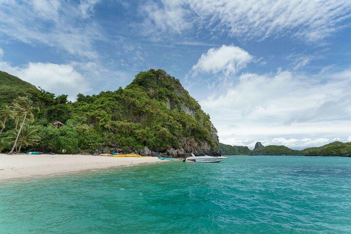 Full-Day Angthong Discovery Cruise from Koh Samui