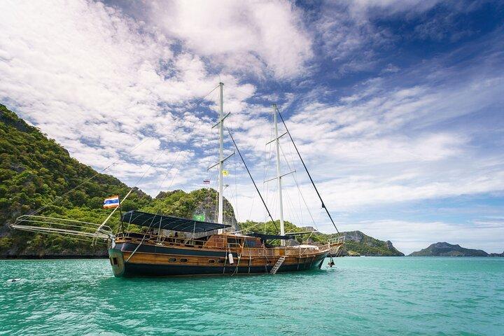 Full-Day Angthong Discovery Cruise from Koh Samui