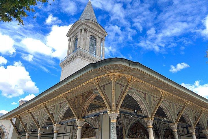 Private Topkapı palace & Harem from an expert with skip the lines