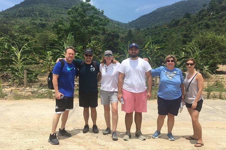 NHA TRANG WATERFALL TOUR - 人里離れた場所 (トレッキング、クライミング、水泳)