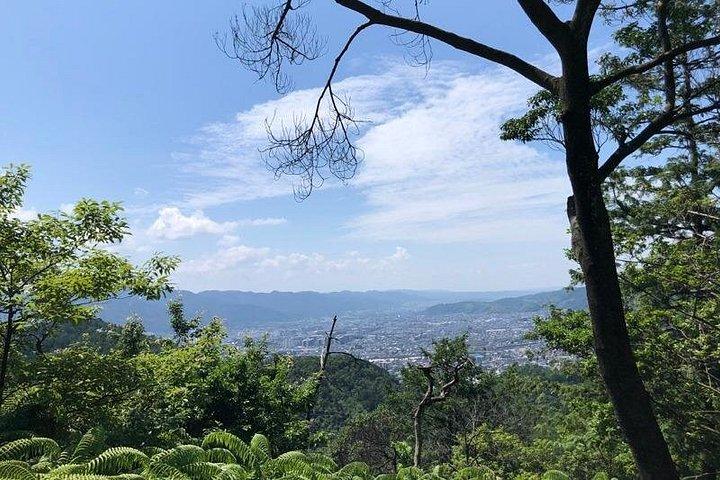 京都大文字山での忍者トレッキング半日ツアー
