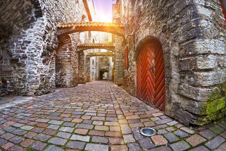 Tallinn Schnitzeljagd und selbstgeführter Highlights-Rundgang
