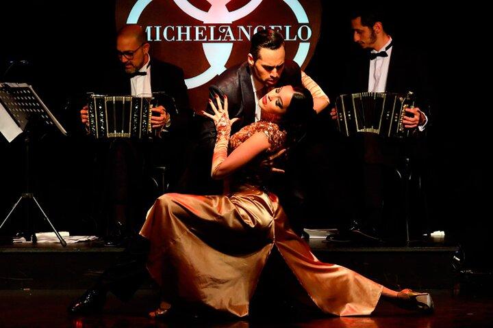 Tangoshow med valfri middag på MichelAngelo Buenos Aires
