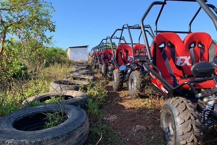 Buggy Kart Racing in het dorp Mfufuma