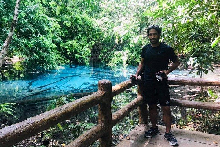 クラビ：虎の洞窟、エメラルドプール、温泉小グループツアー