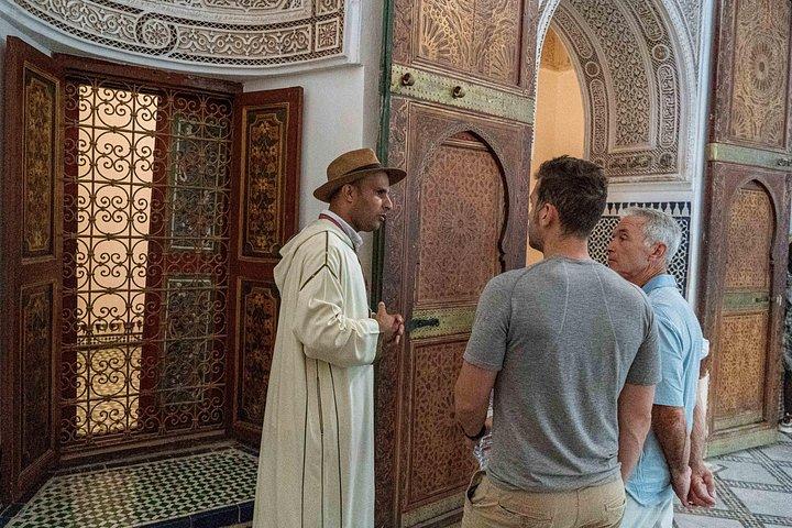 Visita turística partilhada a Marraquexe com guia licenciado