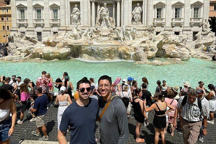 Tour privado en Roma en carrito de golf con un local y helado