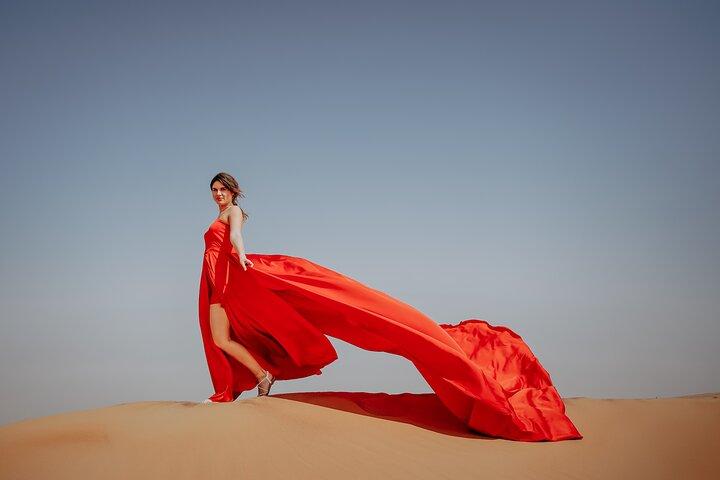 Dubai: Flyvende kjole med fotografering og spændende klitaktiviteter