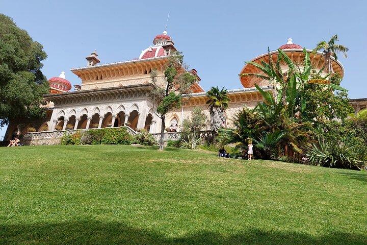 Visita Particular Sintra,Palácios e Montanha Tuk Tuk(2a 6pessoas)