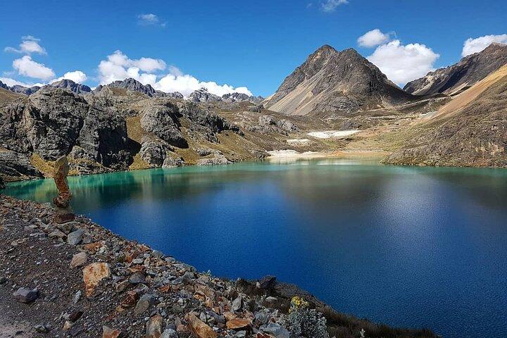 Full day road trip privado mirador nevado Rajuntay + ruta 7 lagunas