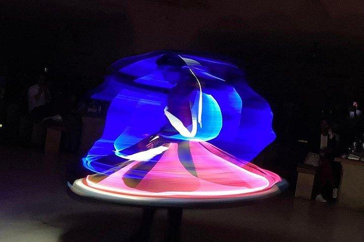 洞窟レストランでのディナー付きターキッシュ ナイト ショー