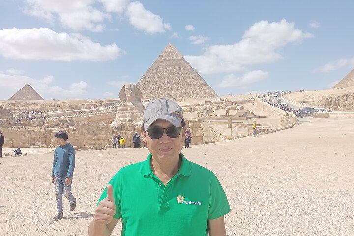Visite privée d'une journée aux pyramides de Gizeh, au Sphinx et à la pyramide de Sakkara