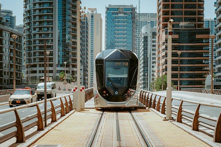 Condivisione dei tour della città di Dubai