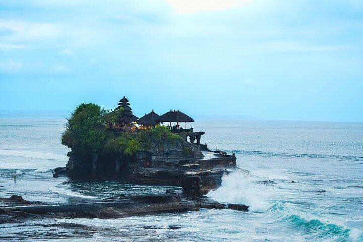 Volle dag Bedugul, Jatiluwih & Tanah Lot Volkswagen Safari