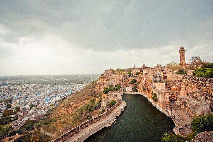 Privédagtrip naar Chittorgarh vanuit Udaipur met gidsoptie