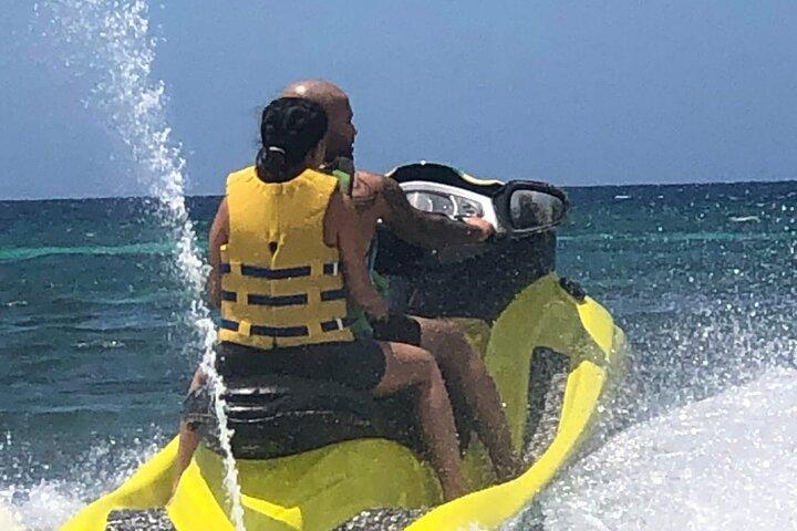 Atividades privadas de jet ski ou esportes aquáticos de parapente em Montego Bay