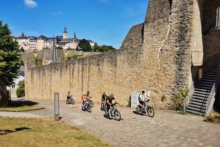 ルクセンブルク市ガイド付き電動自転車ツアーのベスト