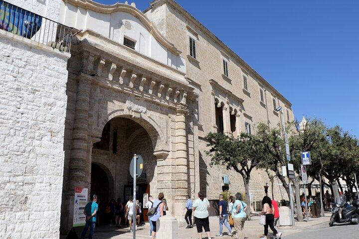Polignano a Mare Highlights: Historical Walking Tour