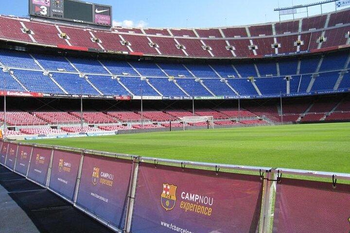 Barcelona City Tour Hop on Hop off & Camp NOU Tour F.C. Barcelona