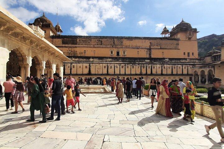 Visite privée de 2 jours de Jaipur avec le Fort d'Amber et le City Palace