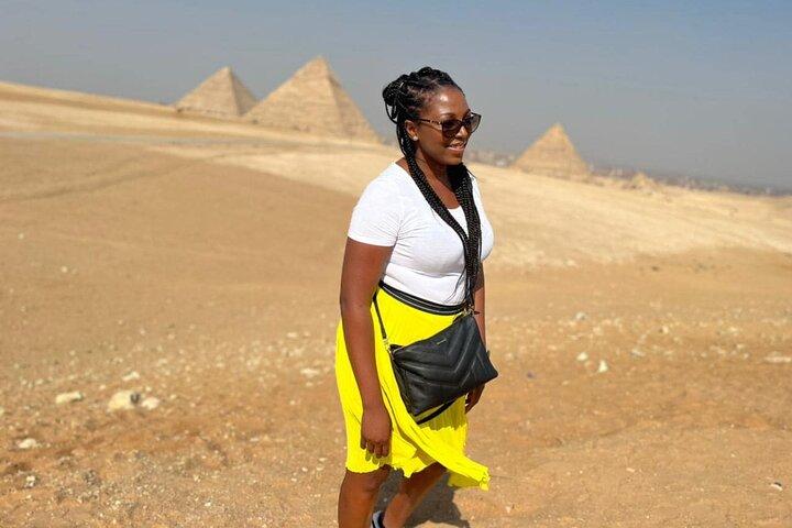 8-uur durende privétour Gizeh-piramides, Egyptisch museum en lokale bazaars