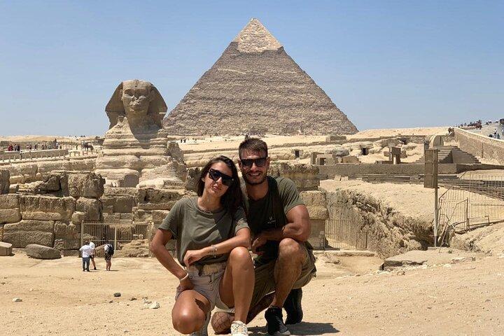 8-uur durende privétour Gizeh-piramides, Egyptisch museum en lokale bazaars