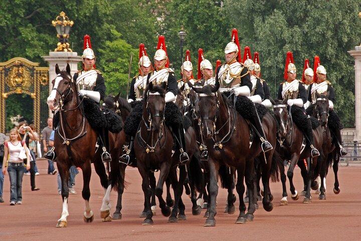 Visita con entrada al Palacio de Buckingham y al cambio de guardia