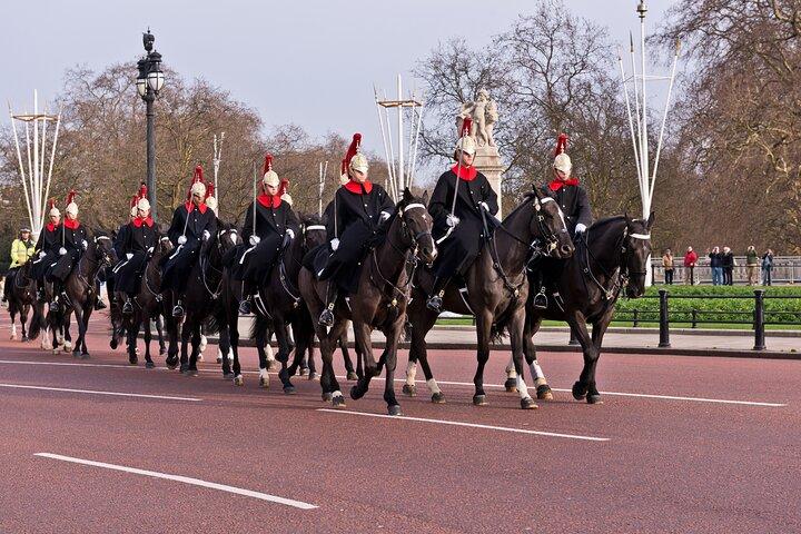 Excursão guiada com troca da guarda no Palácio de Buckingham