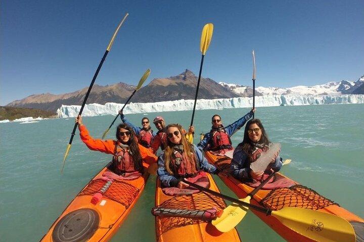 Avventura Perito Moreno: esperienza in kayak e tour sulla passerella