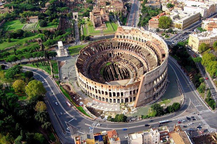 Gladiators Arena Tour with Colosseum First Level & Ancient Rome