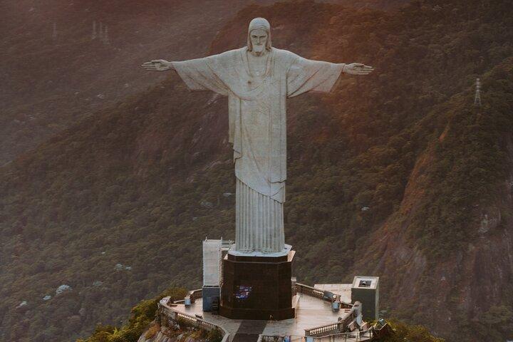 Conheça de uma forma exclusiva come le maravilhas di Rio de Janeiro!
