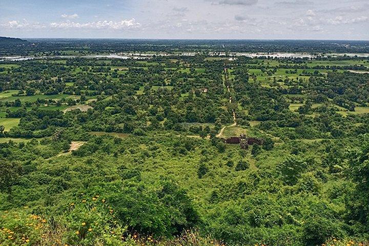 Private 2-Day Tour: Phnom Chiso, Oudong Hill & Tamao Zoo