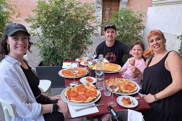 Clase de cocina en el corazón de Roma: Pizza y Tiramisú