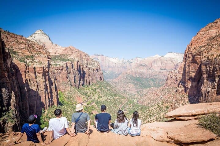Day Tour to Zion Canyon, Horseshoe Bend and Antelope Canyon From Las Vegas