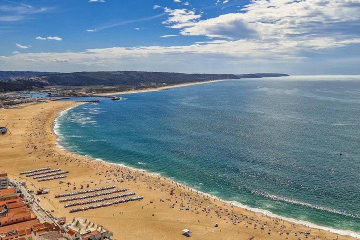 Fátima, Nazaré & Medieval Óbidos : リスボンからのプライベート日帰り旅行