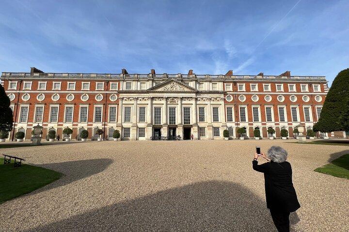 Explora el castillo de Windsor y el palacio de Hampton Court