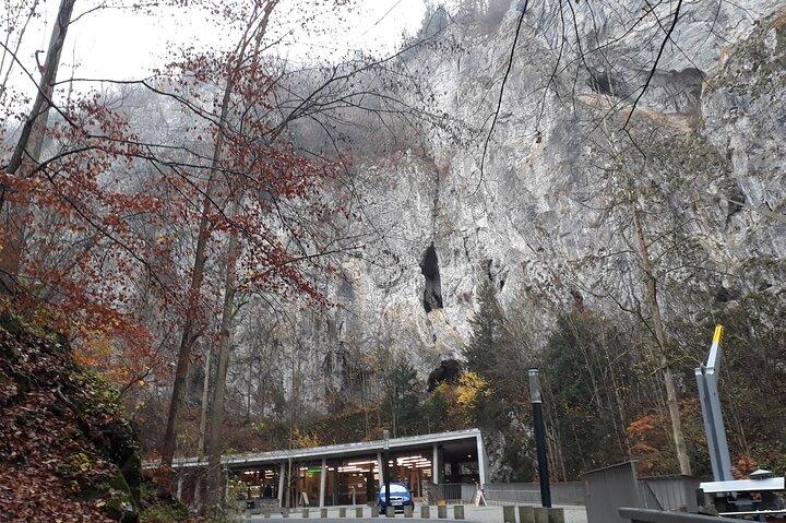 Halbtagestour zum Macocha-Abgrund und den Punkva-Höhlen