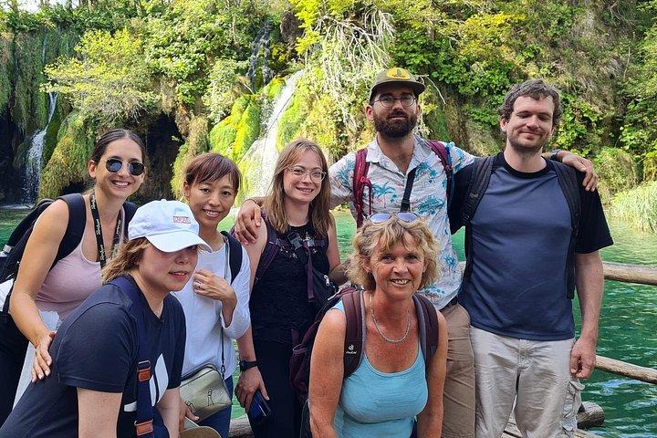 Zagreb: Plitvice Lakes & Rastoke Guided Day Trip with Ticket