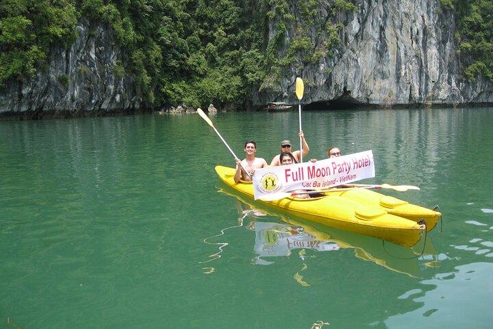 Kombination: Buss Ha Noi till Cat Ba + 1 dags båttur, La Ha Bay, Ha Long Bay