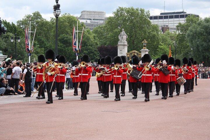 Excursão de dia inteiro em Londres com motorista: inclui entrada em pontos turísticos