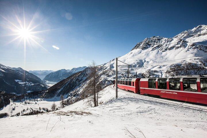 Au départ de Milan : circuit à Saint-Moritz et trajet panoramique à bord du Bernina Express