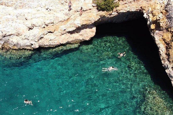 カタマラン ナクソス ギリシャでの終日ヨット ツアー