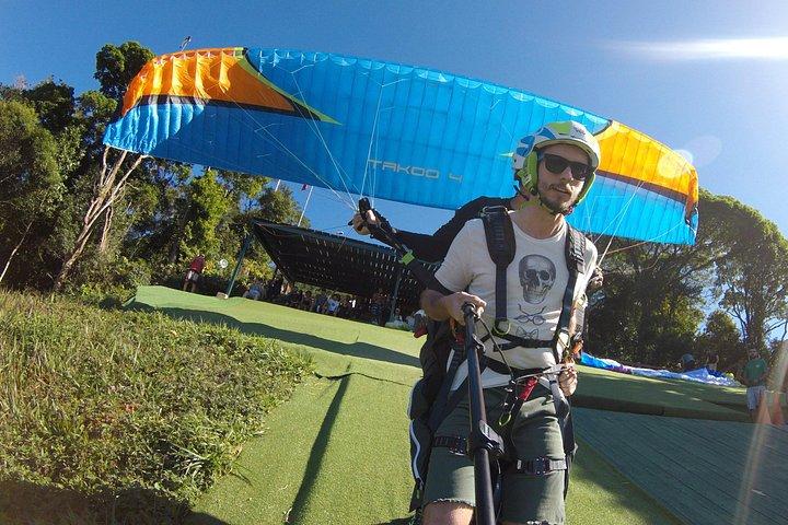 Rio De Janeiro Panoramic Parapente Flight with BOMVOO.rio